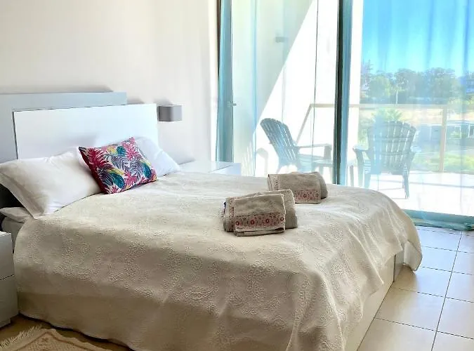 New Stunning Ocean Aprt In 